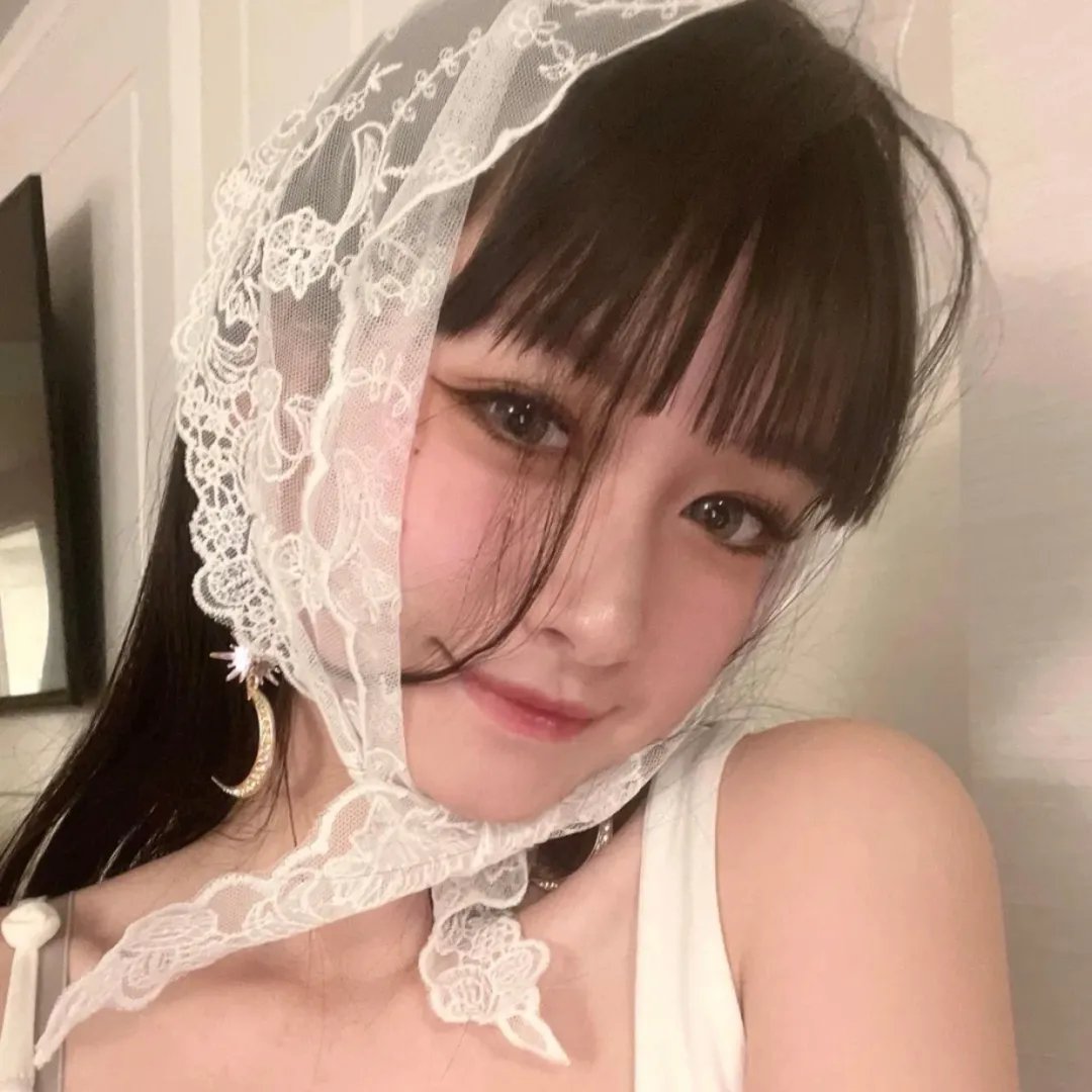 午夜下的刺花